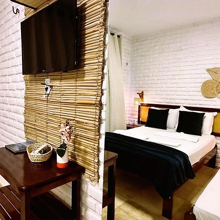 Suites Bosque De Flecheiras Bagian luar foto