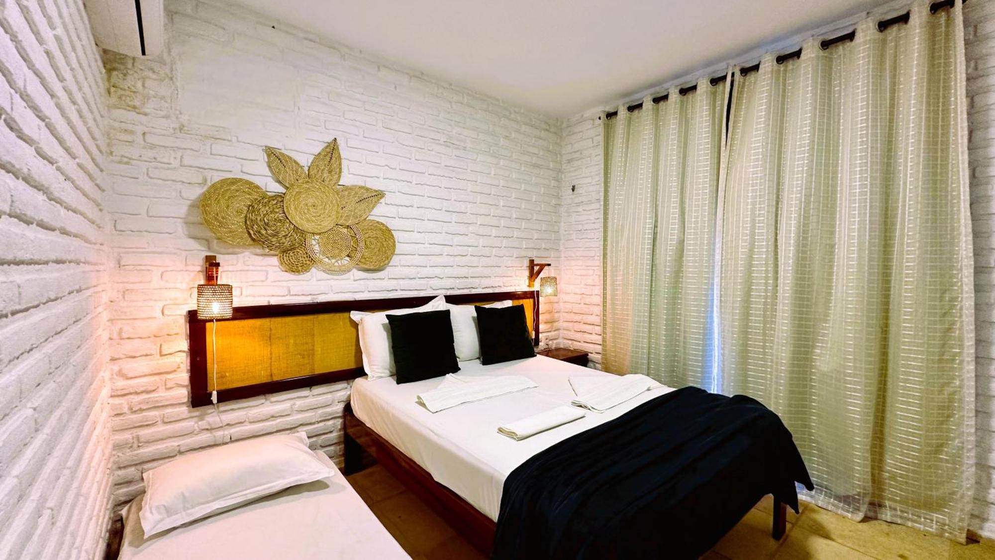 Suites Bosque De Flecheiras Bagian luar foto