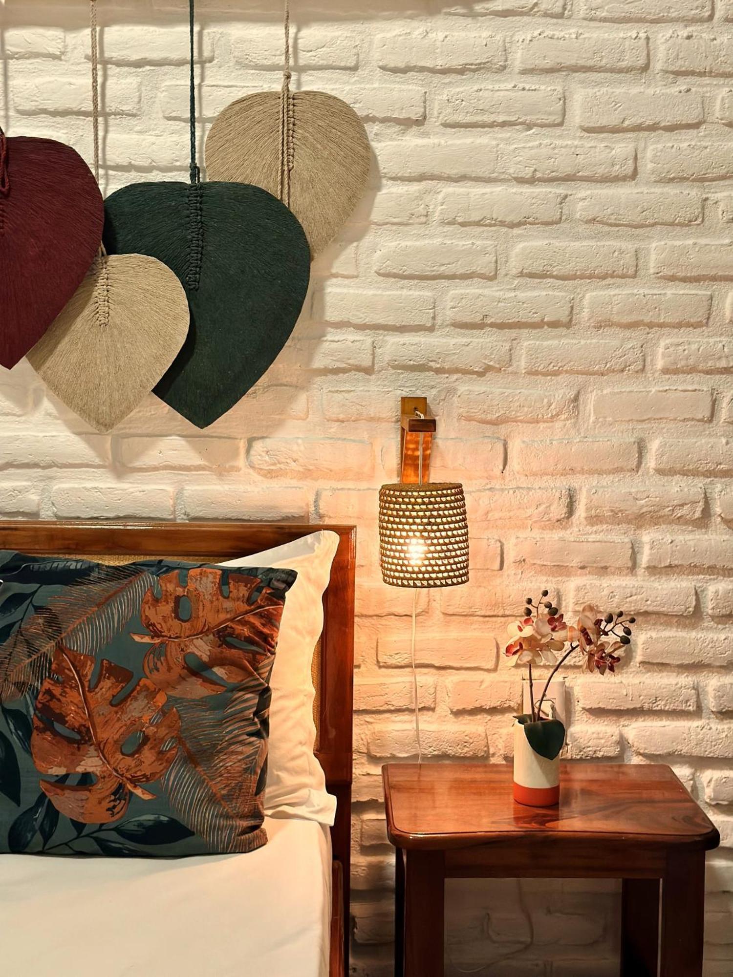 Suites Bosque De Flecheiras Bagian luar foto